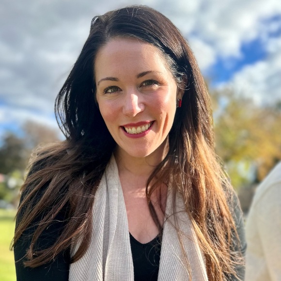 Meet your Posher, Kelly - Picture 1 of 1